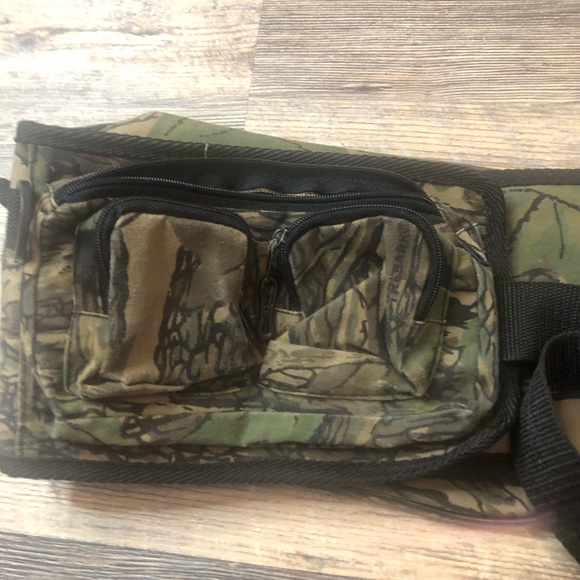 Conceal TreeBark Camo Camouflage Fanny Pack Concealed Carry Hunting multi pocket - Picture 8 of 11